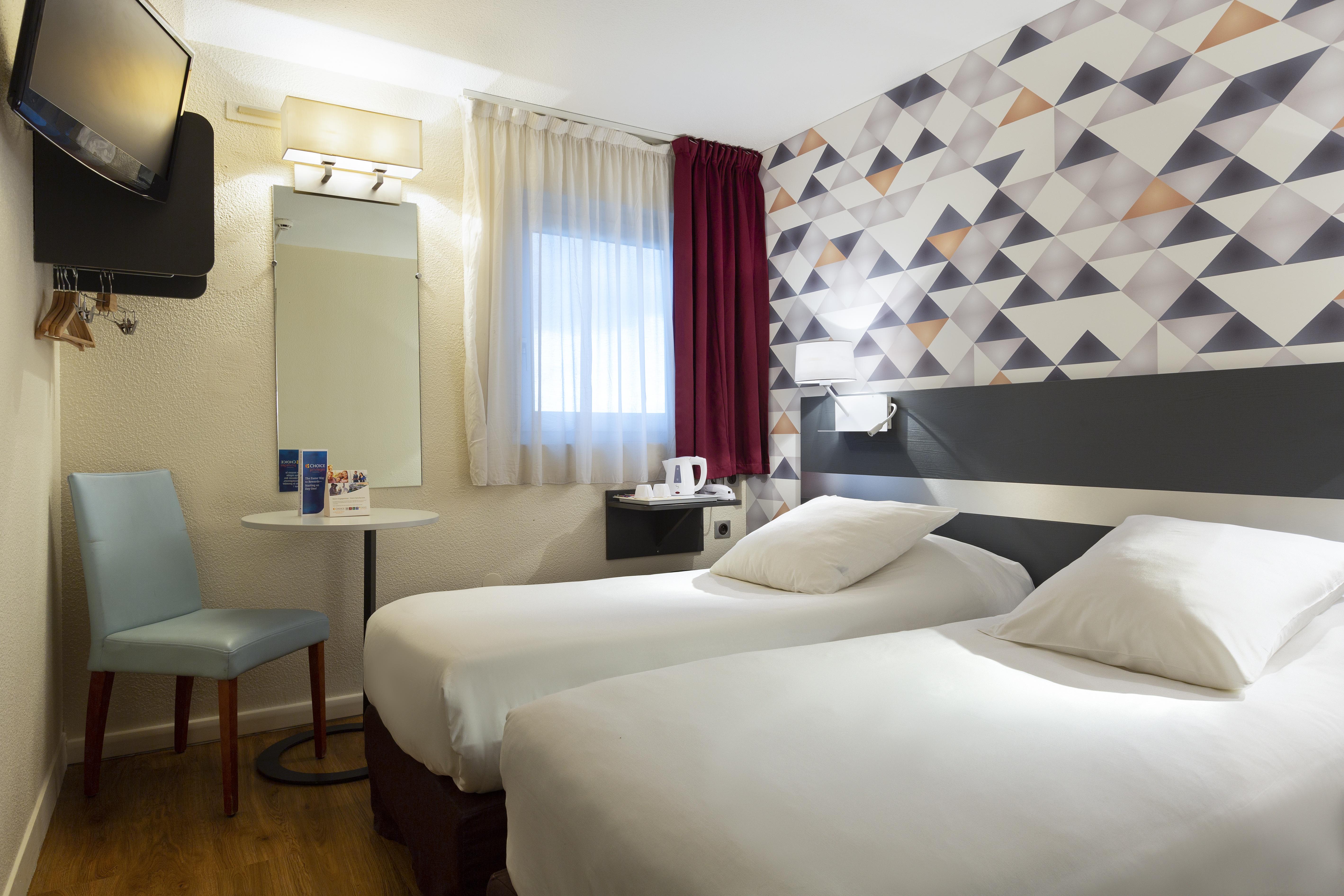 Comfort Hotel Paris Porte D'Ivry Exterior photo