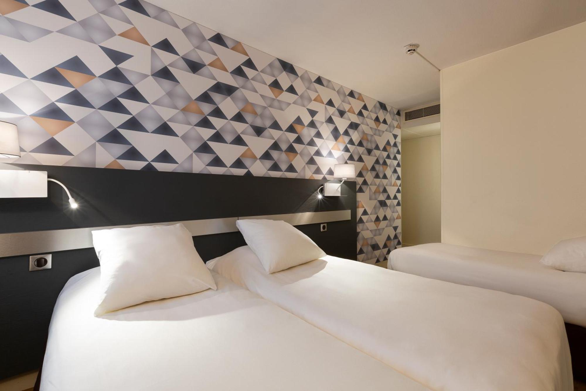 Comfort Hotel Paris Porte D'Ivry Exterior photo